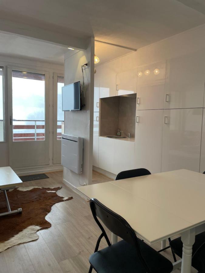 Appartement 2 Ch 40 M2 Au Pied Des Pistes De Ski Enchastrayes Exterior photo